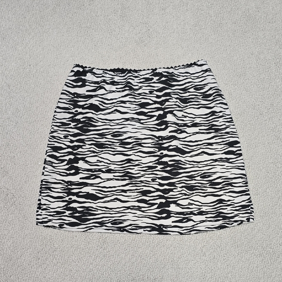Y2K Mini Skirt - Picture 1 of 7